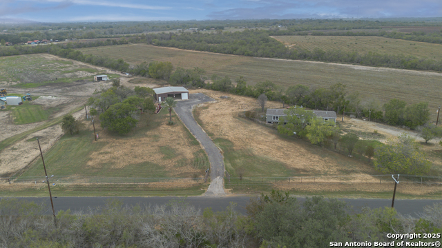 Image 23 of 33 For 16097 Trawalter Rd