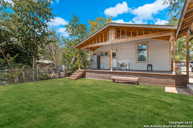 Image 16 of 17 For 626 Gould  