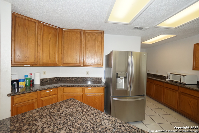 Image 10 of 28 For 14034 Emerald Creek