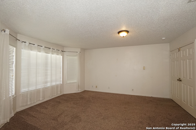 Image 15 of 28 For 14034 Emerald Creek