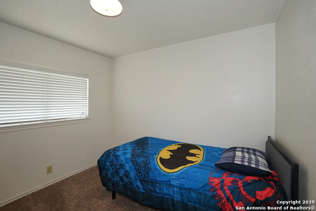 Image 22 of 28 For 14034 Emerald Creek