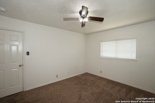 Image 25 of 28 For 14034 Emerald Creek