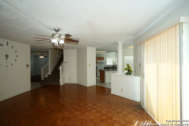 Image 6 of 28 For 14034 Emerald Creek