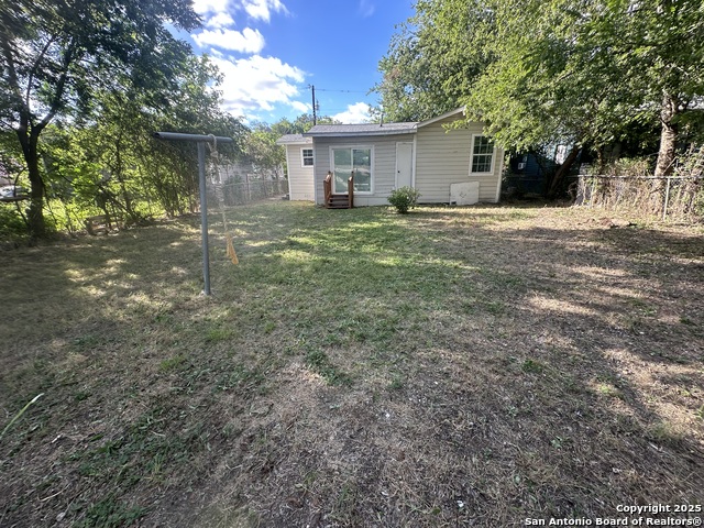 Image 15 of 17 For 710 Sterling