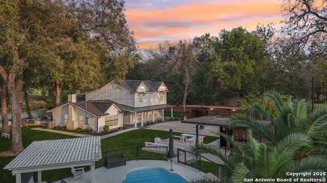 Listing photo id 0 for 198 Guadalupe River