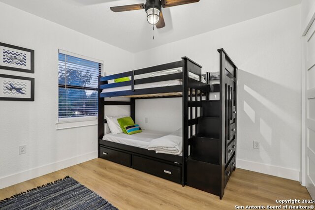 Listing photo id 20 for 198 Guadalupe River