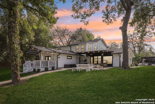 Listing photo id 46 for 198 Guadalupe River