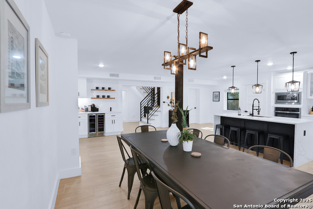 Listing photo id 6 for 198 Guadalupe River