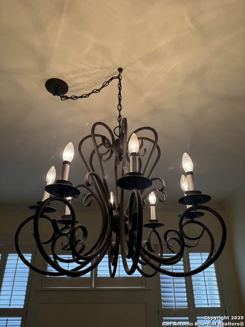 Image 10 of 32 For 334 Gramercy W