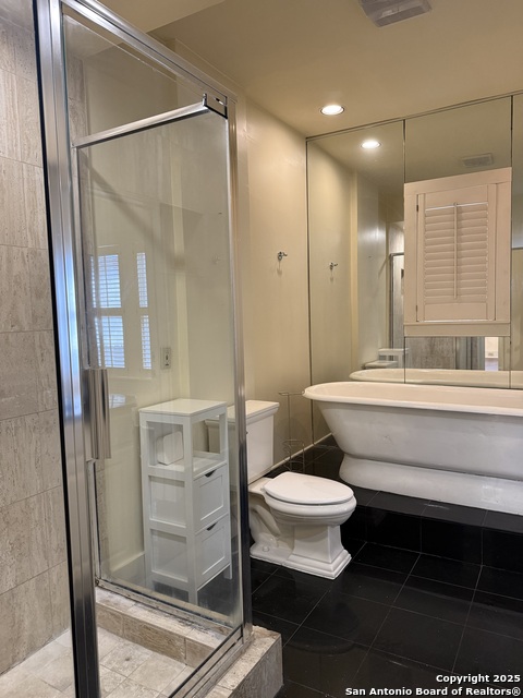 Image 21 of 32 For 334 Gramercy W