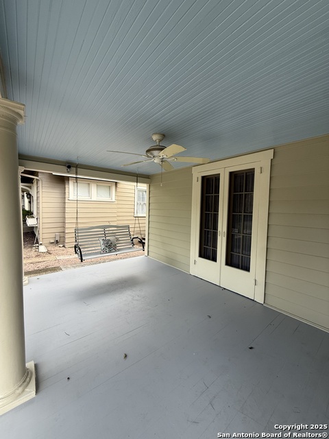 Image 3 of 32 For 334 Gramercy W