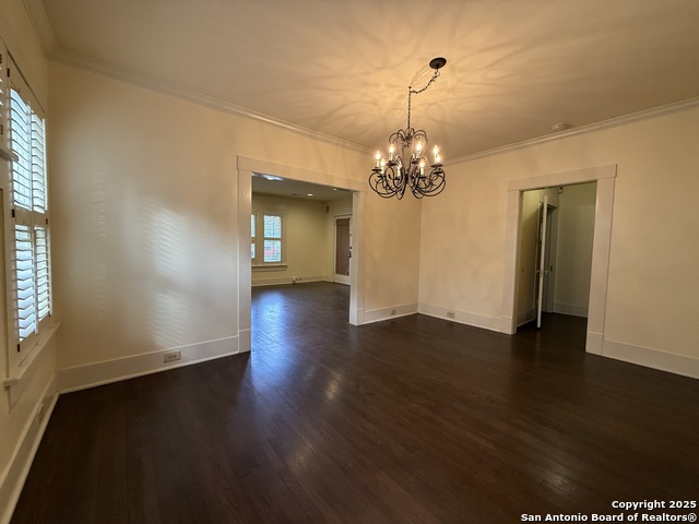 Image 8 of 32 For 334 Gramercy W