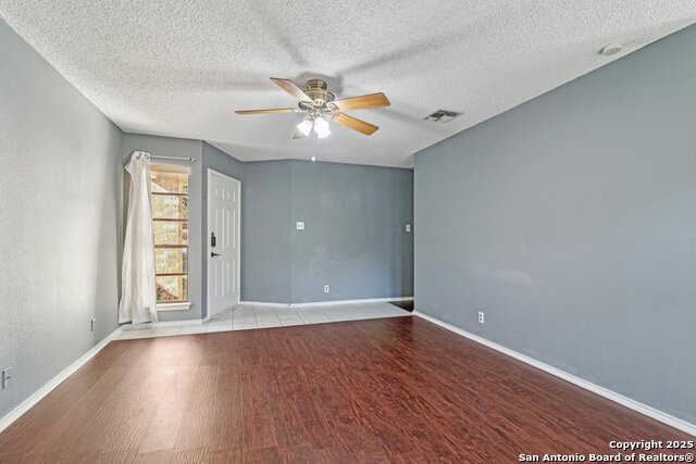 Image 12 of 39 For 9334 Dover Ridge