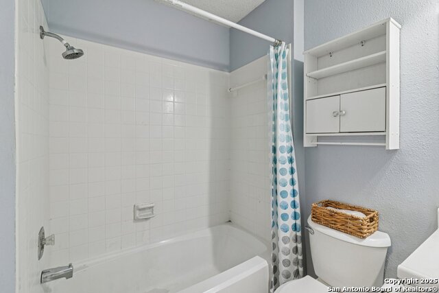 Image 22 of 39 For 9334 Dover Ridge