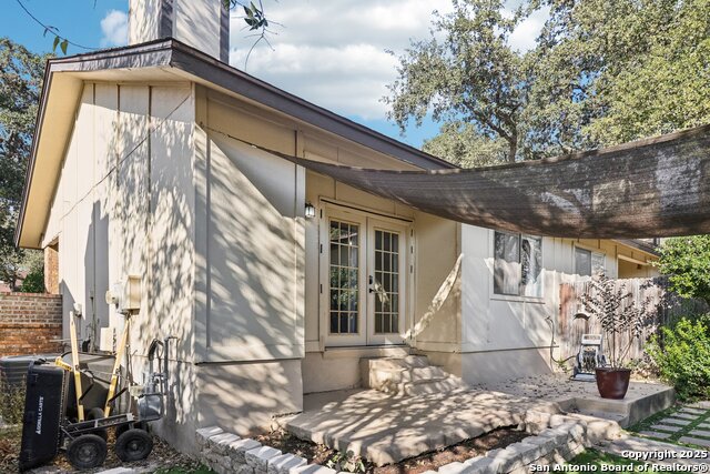 Image 35 of 39 For 9334 Dover Ridge