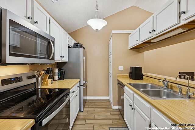 Image 11 of 25 For 14423 Watermill