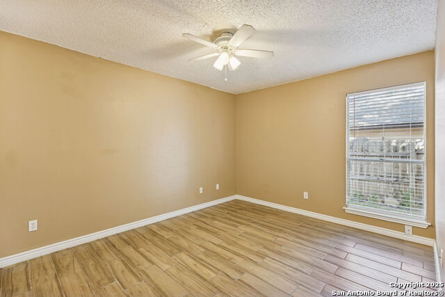 Image 16 of 25 For 14423 Watermill