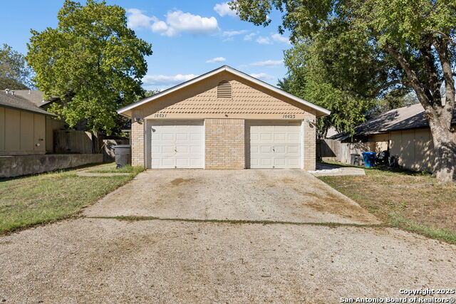 Image 2 of 25 For 14423 Watermill