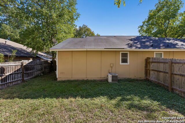 Image 23 of 25 For 14423 Watermill