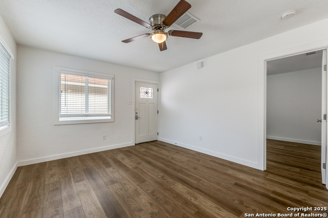 Image 12 of 24 For 8836 Meadow Trace