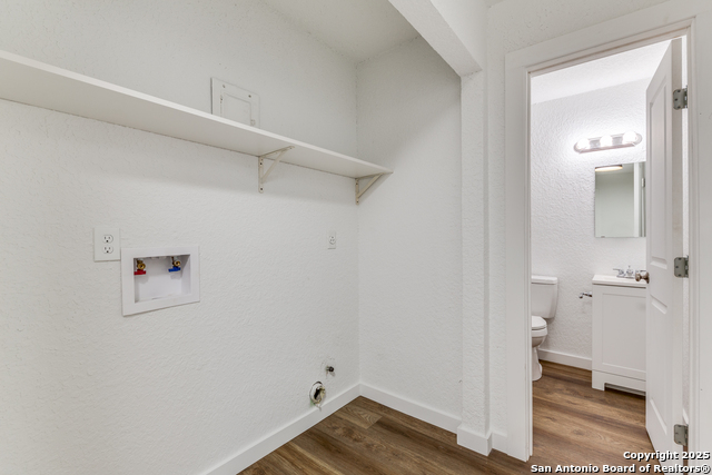 Image 19 of 24 For 8836 Meadow Trace