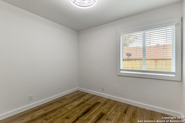 Image 23 of 24 For 8836 Meadow Trace