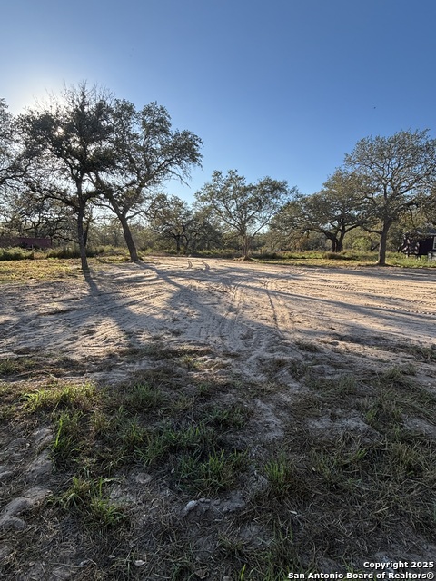 Image 3 of 7 For 299 Praise Dr