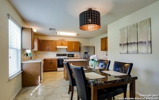 Image 5 of 14 For 9418 Wolf Point