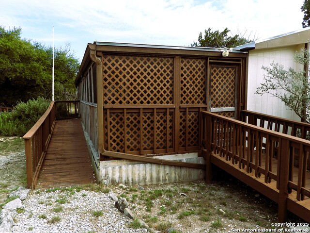 Image 7 of 78 For 164 18th E 