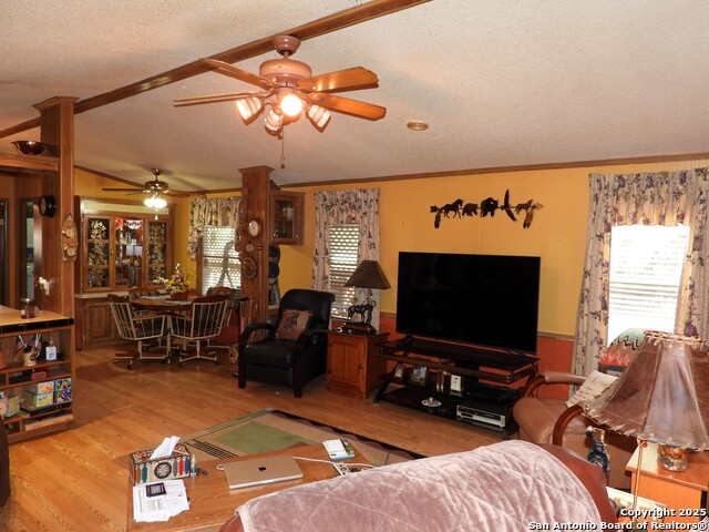 Image 9 of 78 For 164 18th E 