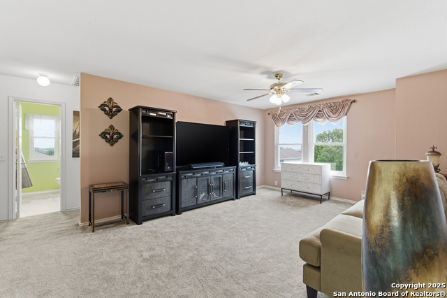 Image 33 of 47 For 15718 Hastings Park