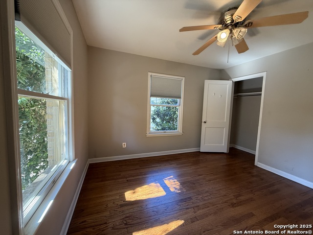 Image 11 of 13 For 123 Marcia  3