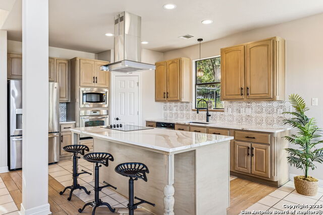 Image 16 of 50 For 19324 Strauss