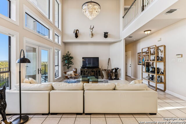 Image 25 of 50 For 19324 Strauss