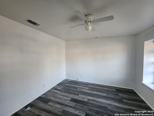 Image 2 of 8 For 430 Pinehurst