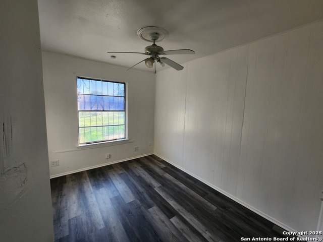 Image 5 of 8 For 430 Pinehurst