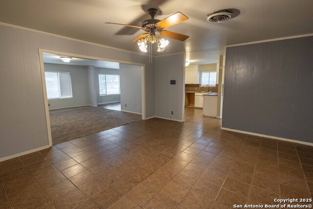 Image 17 of 24 For 330 Louise