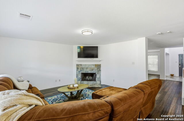 Image 9 of 30 For 7443 Concerto