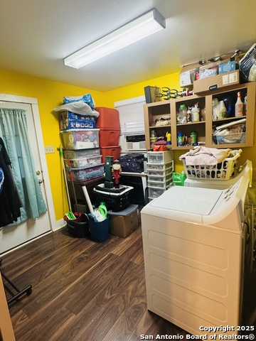 Image 18 of 25 For 314 Devine