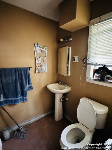 Image 25 of 25 For 314 Devine