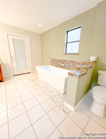 Image 26 of 31 For 3818 Grey Knoll Dr