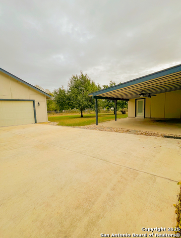 Image 28 of 31 For 3818 Grey Knoll Dr