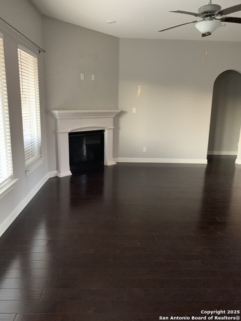 Image 4 of 10 For 212 Big Bend