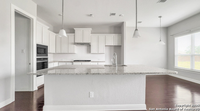 Image 5 of 10 For 212 Big Bend