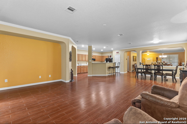 Image 10 of 25 For 10818 Butterfly Flat