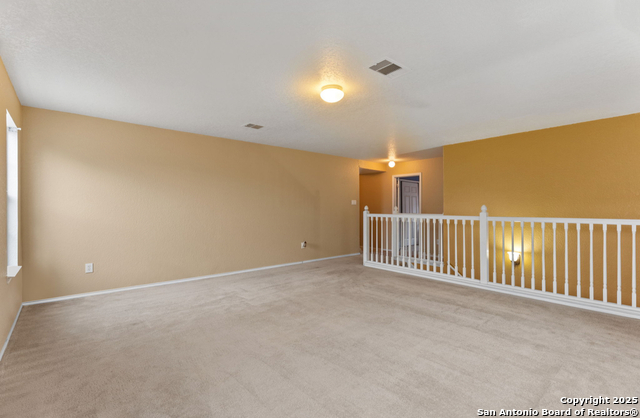 Image 18 of 25 For 10818 Butterfly Flat