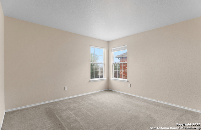 Image 21 of 25 For 10818 Butterfly Flat