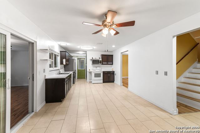 Image 12 of 46 For 6611 Cades