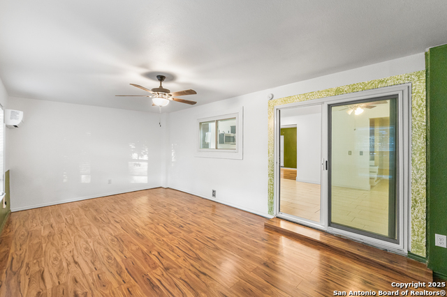 Image 21 of 46 For 6611 Cades