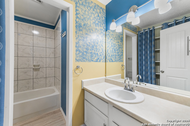 Image 27 of 46 For 6611 Cades